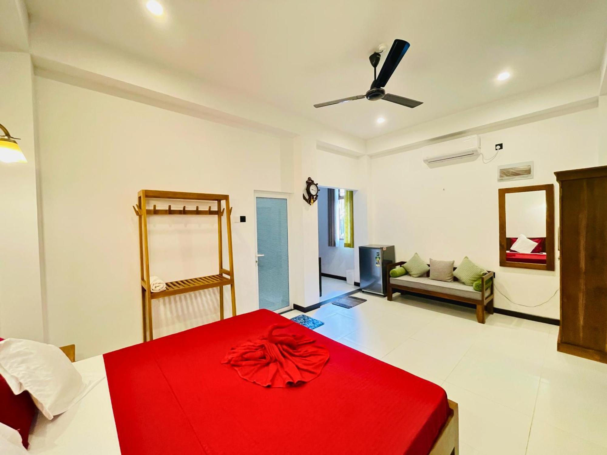 Yelisha'S Place Weligama Bagian luar foto